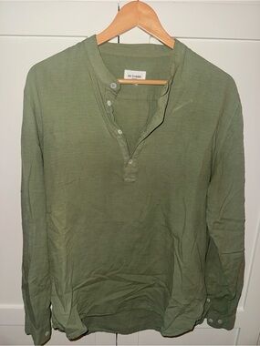 Sezane Men's Olive Green Casual Button-Down Shirt